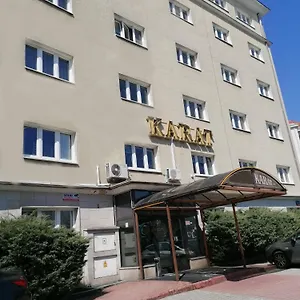 Bed & Breakfast Karat, Varšava